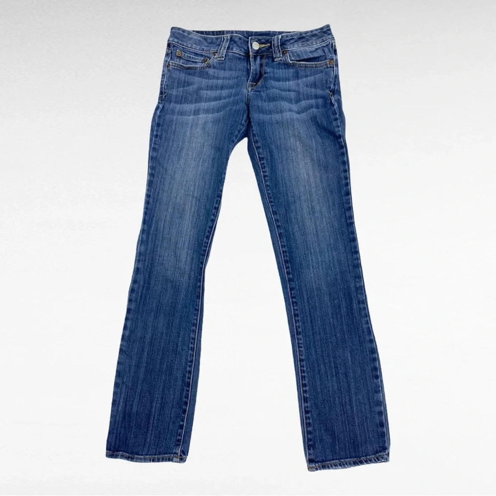 Lucky Brand | Lola Blue Wash Straight Run Stitch Jeans